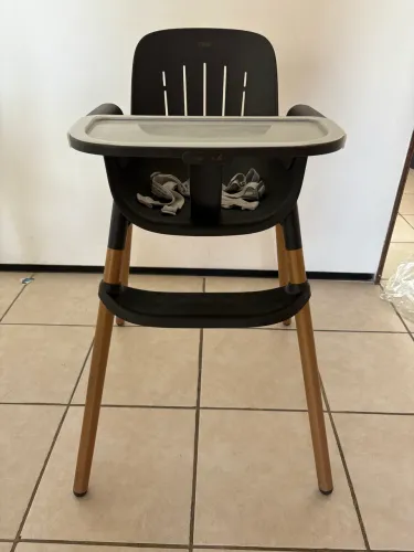 Cadeira de alimentação 