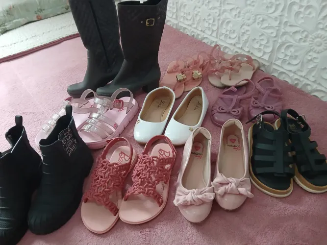 Lote calçados infantil tam 30.. 10 pares