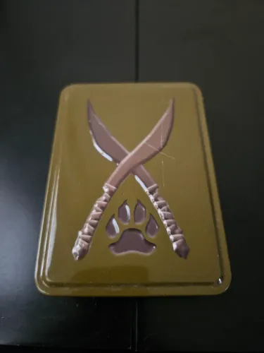 Latinha de metal Dungeons & Dragons Oficial