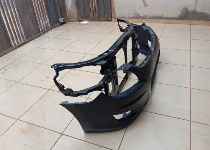 Pára-choque e painel frontal