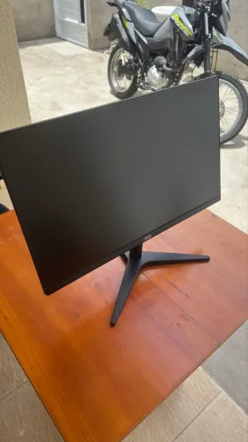 Monitor AOC 23.8? LED Full HD - 75Hz - HDMI e VGA - Excelente estado