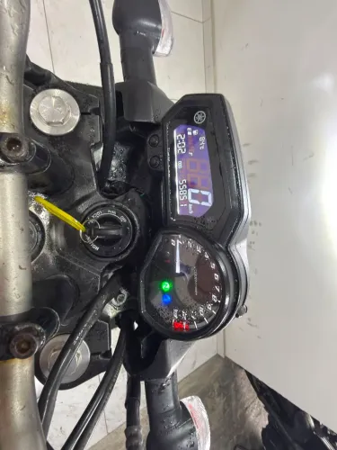 Yamaha XJ6
