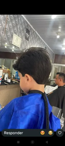 Vaga de barbeiro ? e cabeleireira