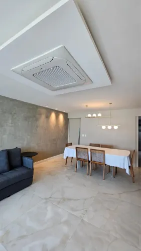 Excelente Apartamento em frente ao mar