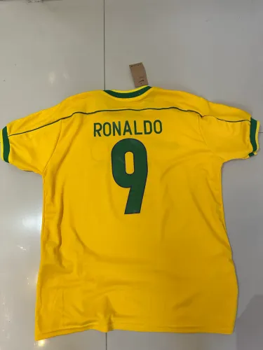 Camisa Brasil Retrô 1998 Ronaldo ! Nova sem uso! 100$