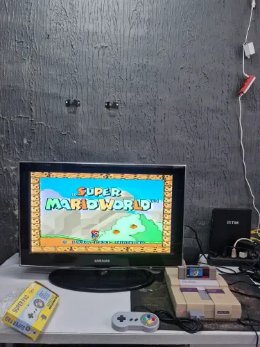 Super Nintendo completo com a fita do Mario original