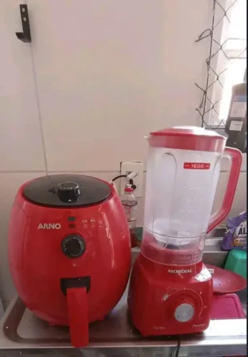 Air Fryer Arno e liquidificador Novos!