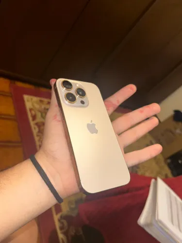 IPHONE 16 PRO