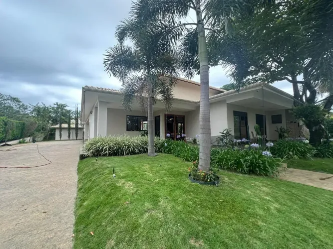 Casa em Lagoa Santa no Condomínio Morada dos Pássaros