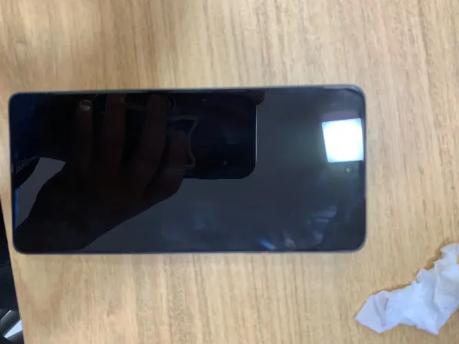 Vendo moto G5 5g , 256gb de memória, no o praticamente menos de 1 ano de uso