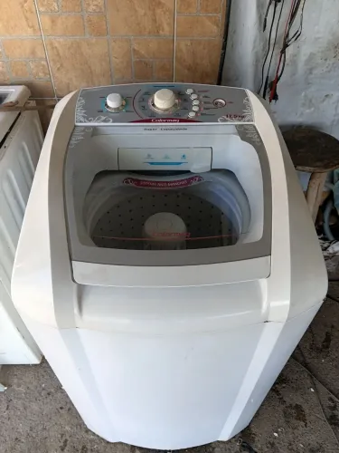 Máquina colormaq 11.5kg entrego 