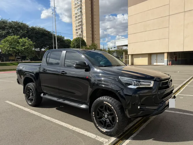 Toyota Hilux CD SRX 4X4 2.8 TDI 16V Diesel Aut. 2022