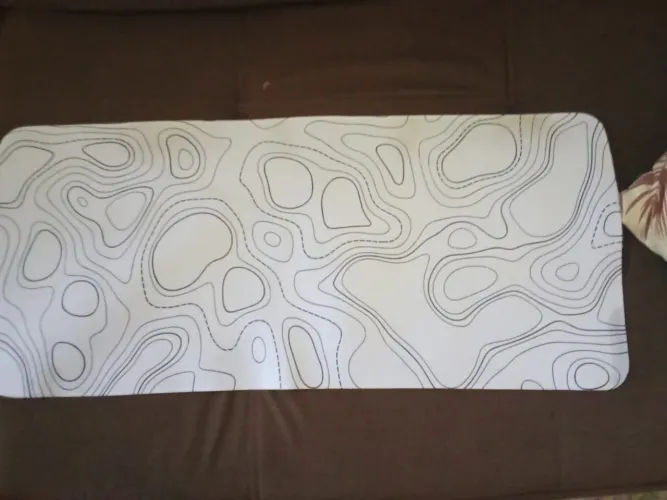 Vendo mouse pad usado 80x40