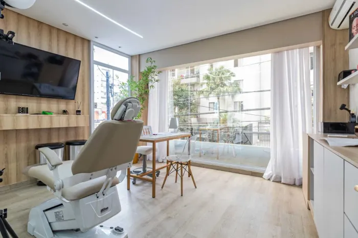 Sala comercial na Rua Urano, N. 173 - Sala 04 12 m²