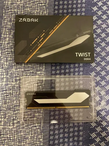 Memoria RAM Zadak 8gb ddr4 3000mhz
