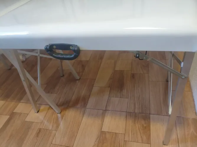 Maca dobrável branca