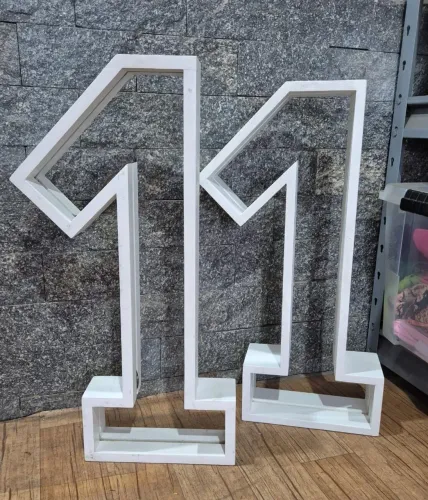 Numero 1 decorativo para festas madeira