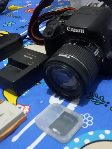 Câmera T5i completa