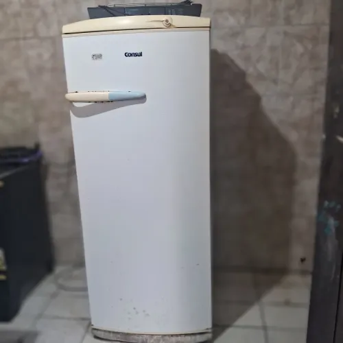 Geladeira consul para concer