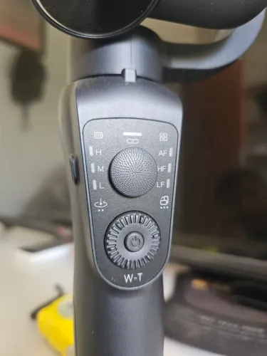 Gimmbal Estabilizador para celular