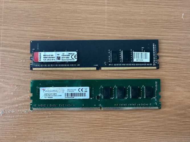 Memória RAM 16GB DDR4