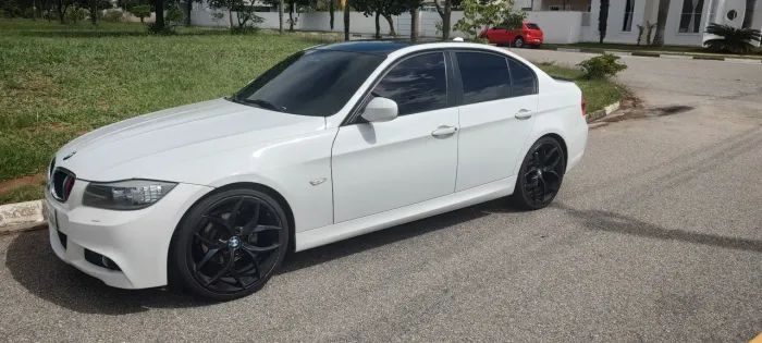 BMW 318I A 2.0 16V 136cv 5P 2012