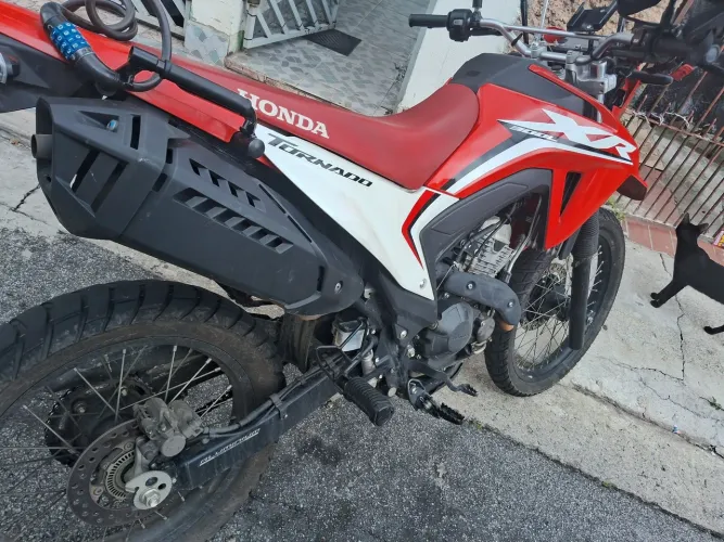 Honda xr 300 tornado 2025