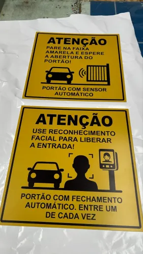 Placas de sinalização para condomínios