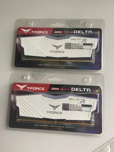 Memória RAM Teamgroup T-force Delta RGB ddr4 8GB