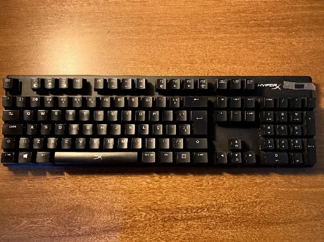 Teclado mecânico HyperX Alloy Origins