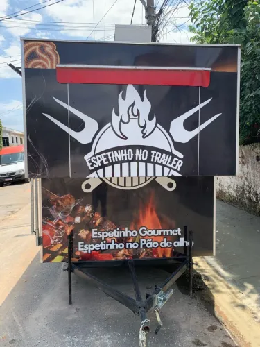 Trailer pronto para uso dimensões 3,5 x 2,00 x 2,30