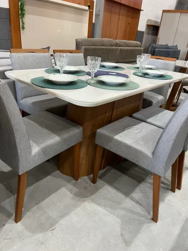 Mesa de Jantar 1,60 com 6 Cadeiras QUEIMA DE MOSTRUÁRIO