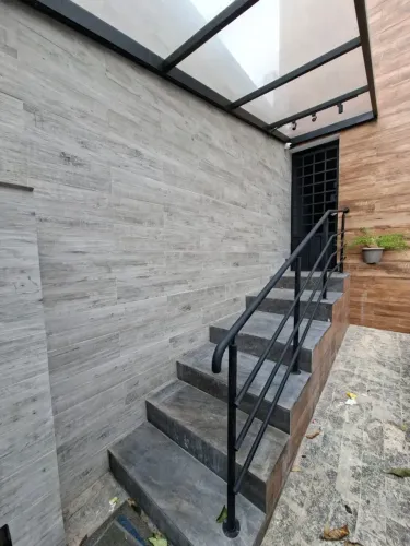Sala comercial para locação próximo ao centro do Itaim Paulista em Vila Silva Teles - São