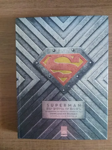 SuperMan - Os Arquivos Secretos do Homem de Aço - Capa dura - 311 páginas