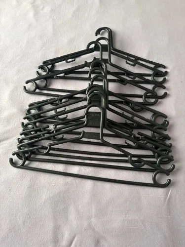Kit 12 cabides pretos premium