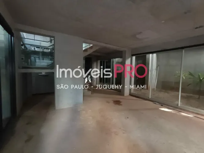 Loja na AV Rebouças com 389m² em empreendimento novo
