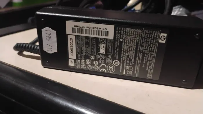 Fonte Carregador Notebook HP Original 90W - Pino com Agulha (Smart AC Adapter)