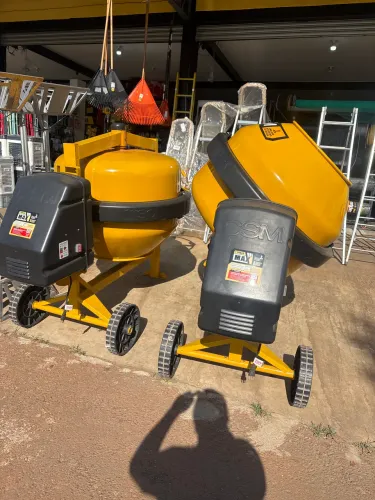 Betoneira csm 400 litros