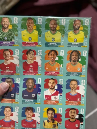 Figurinha oficial panini Neymar junior.
