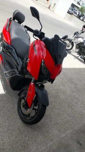 Yamaha Xmax 250 