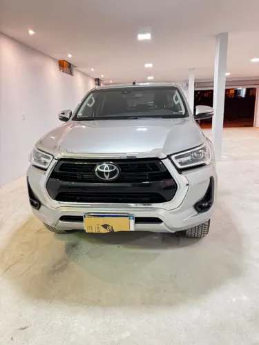 Toyota Hilux CD SRX 4X4 2.8 TDI 16V Diesel Aut. 2021