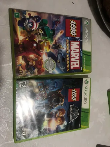 LEGO MARVEL e LEGO JURASSIC WORLD Xbox 360