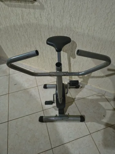 Bicicleta ergométrica weslo r5