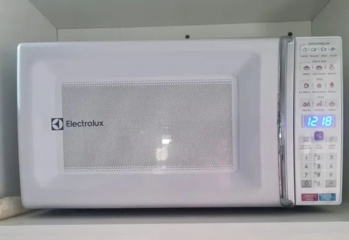 Micro-ondas Electrolux 34L