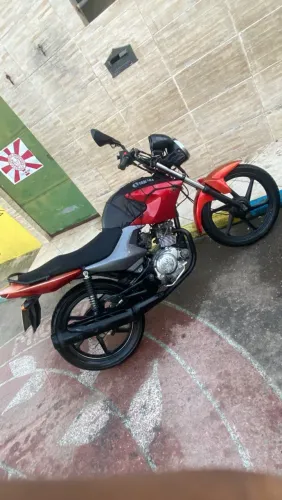 Moto boa pra trabalhar 