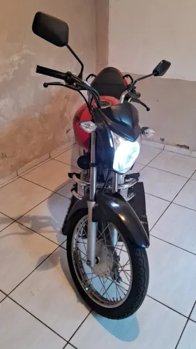Moto cg 160cc start único dono, super conservada, somente venda. Só pegar e andar. Nd faz