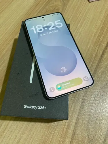 Vendo S25 512GB. Novo com Caixa. Valor: 3.600
