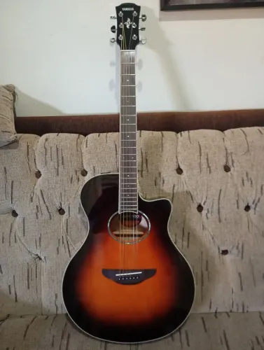 Violão Yamaha Apx 600