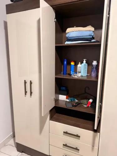 Vendo guarda roupa