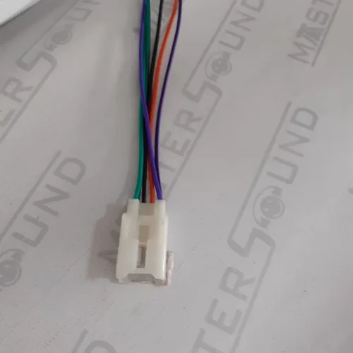 Plug para som do Toyota. Novo.